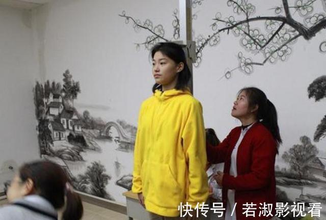 大长腿|女孩第一次“生理期”,晚于限定年龄,未来多半是大长腿