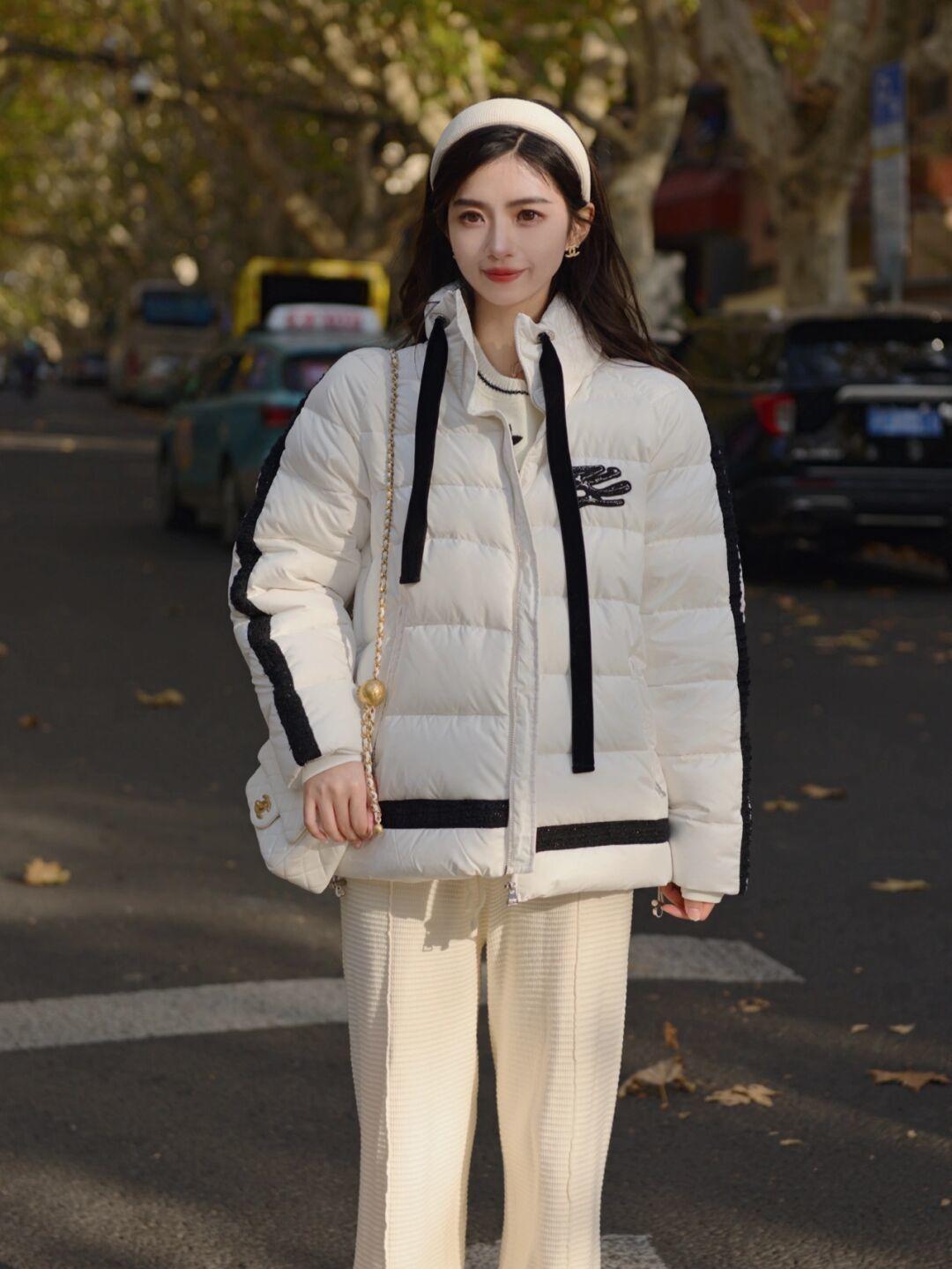 百搭|适合小个子女生的短款羽绒服,保暖温柔还显腿长,日常百搭不挑人