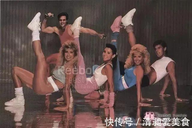 姚明|15年血亏28亿?这个曾干掉耐克的大牌,如今再也撑不住了