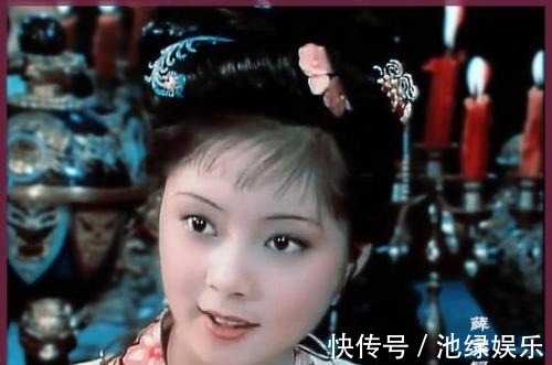 林黛玉&贾元春失宠后,薛宝钗忍不住做了2件丑事,露出她的丑陋的一面