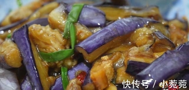 天健|鱼香茄子的正宗做法,咸香可口好吃极了,看看你喜欢吃不?