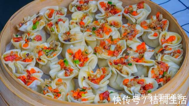 搅拌均匀|早餐别吃包子馒头了,1块钱饺子皮,5种巧用,美味解馋,孩子最爱