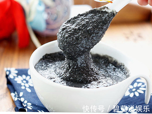 白发|黑芝麻跟它一起煮,白发变黑发,年轻10岁,皮肤都光滑了