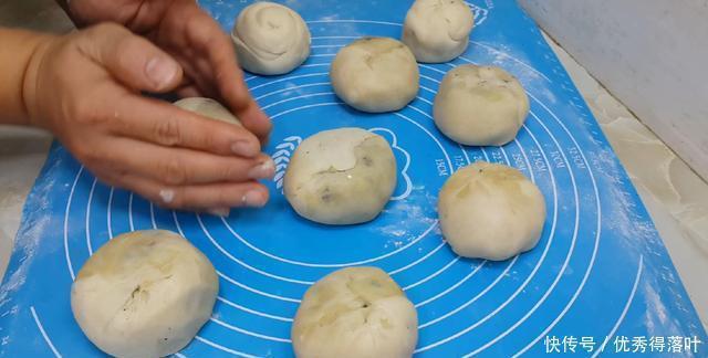 油酥|烧饼这样做才香酥，锅里烙一烙，比买的还好吃，咬一口就香酥掉渣