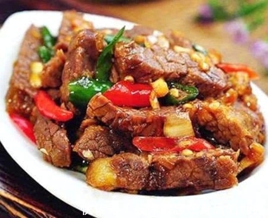 几道开胃下饭菜,鲜美香辣,下酒下饭,连吃半个月也不解馋!