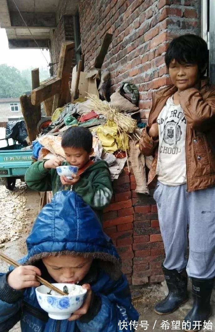 乡村|“小马云”褪去马云光环，回归乡村男孩，只因越长越不像！