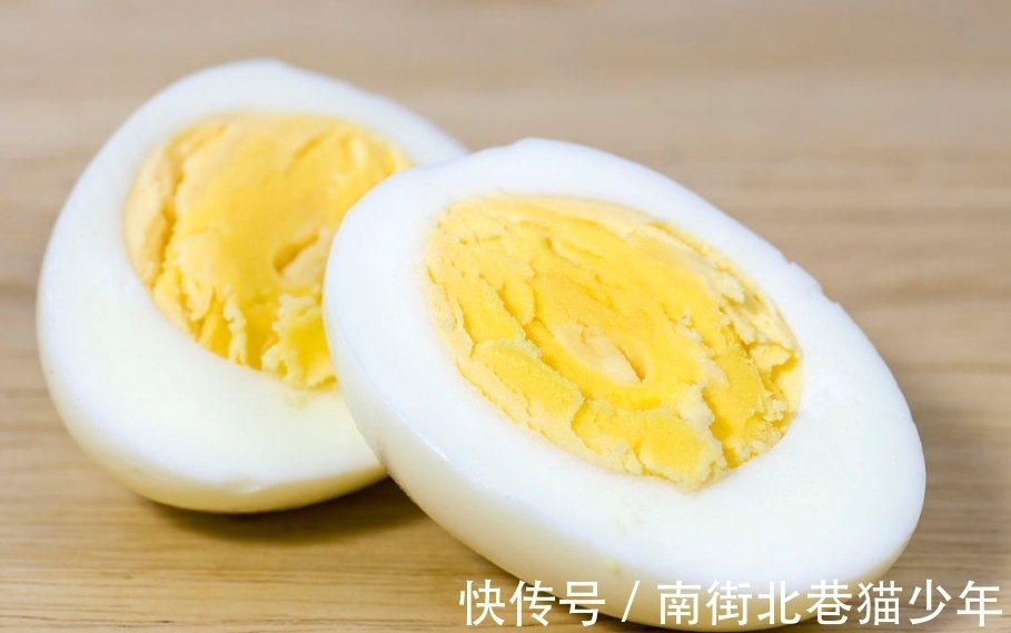 预防老年痴呆|常吃鸡蛋，可延缓衰老，但医生提醒：此2类人最好一口都不要吃！
