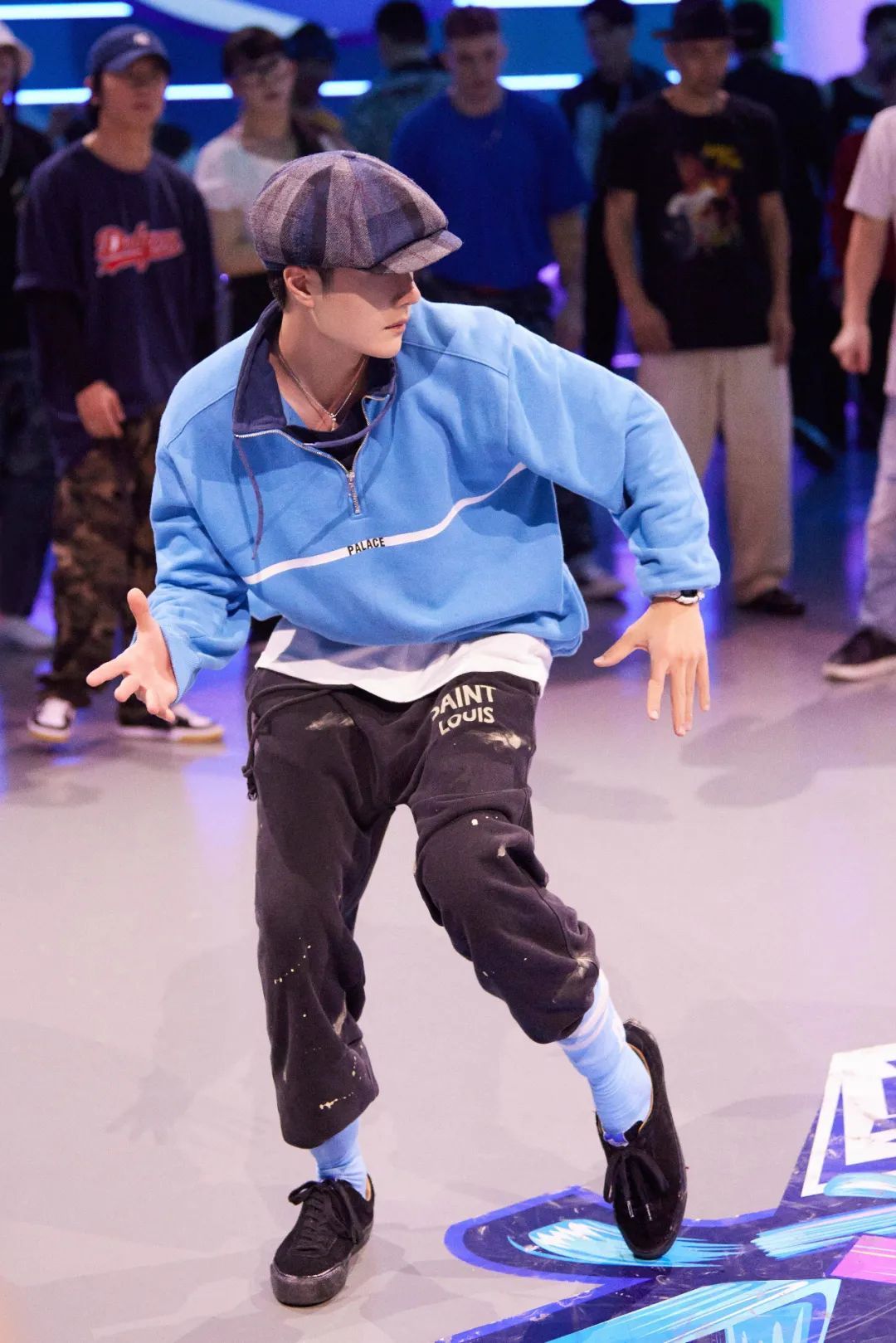 张艺兴|独家！全网都在问，王一博《这街4》的报童帽原来是这顶？