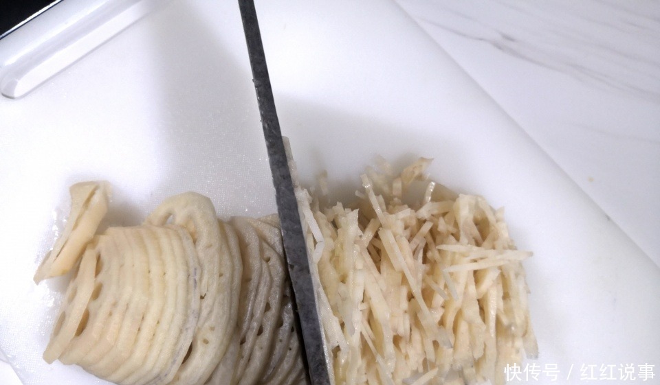 早餐,别放过这饼,比包子省事,鸡蛋牛奶和蔬菜都齐了,营养快手!