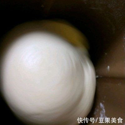 海绵宝宝|#我的养生日常-远离秋燥#海绵宝宝造型方块面包片