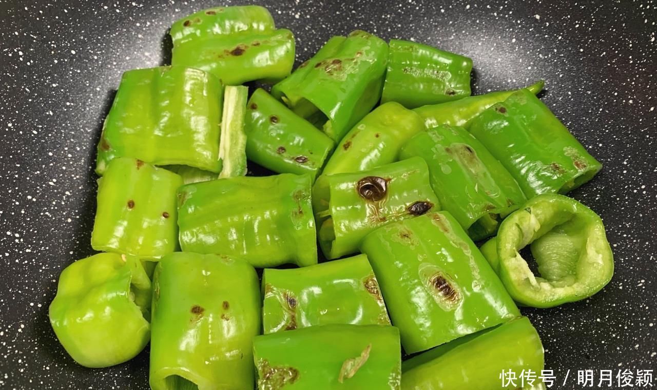 食用价值|入秋后，丝瓜茄子靠边站，吃“它”正当时，祛湿散寒，降脂减肥