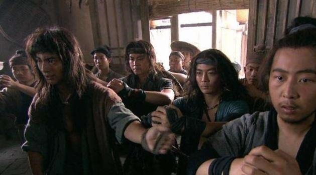 武松#梁山这五人看透真实的宋江,为何四人活得潇洒,一人却莫名惨死!