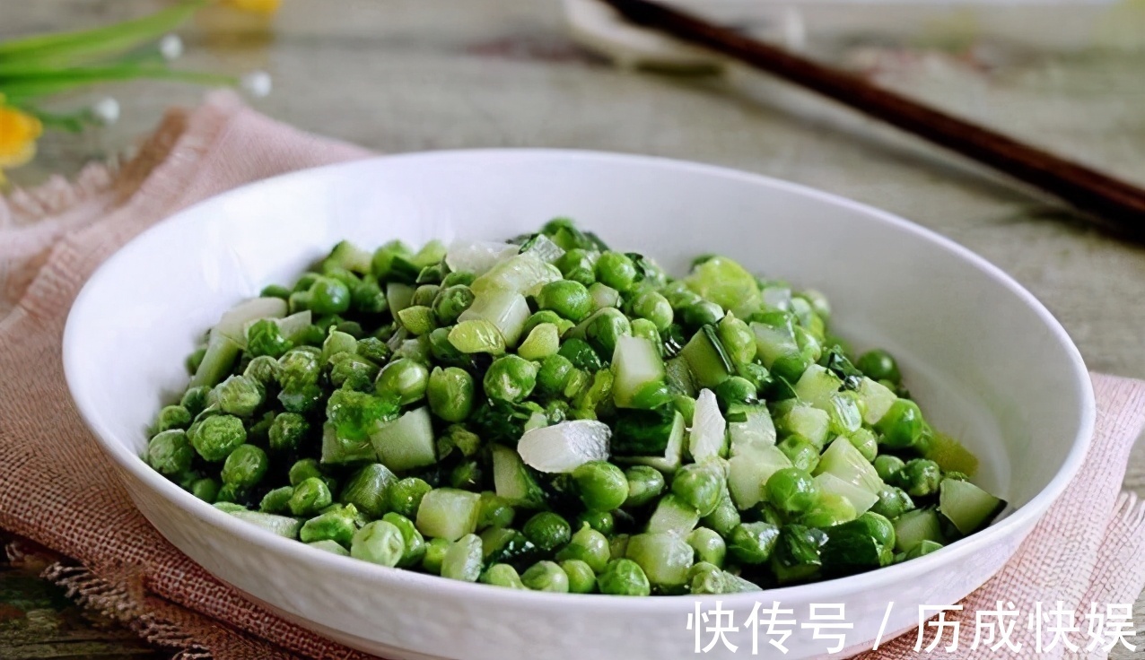 鸡胸肉|女性过了30岁,多吃三种美食,补钙质,调理身体,早食早受益