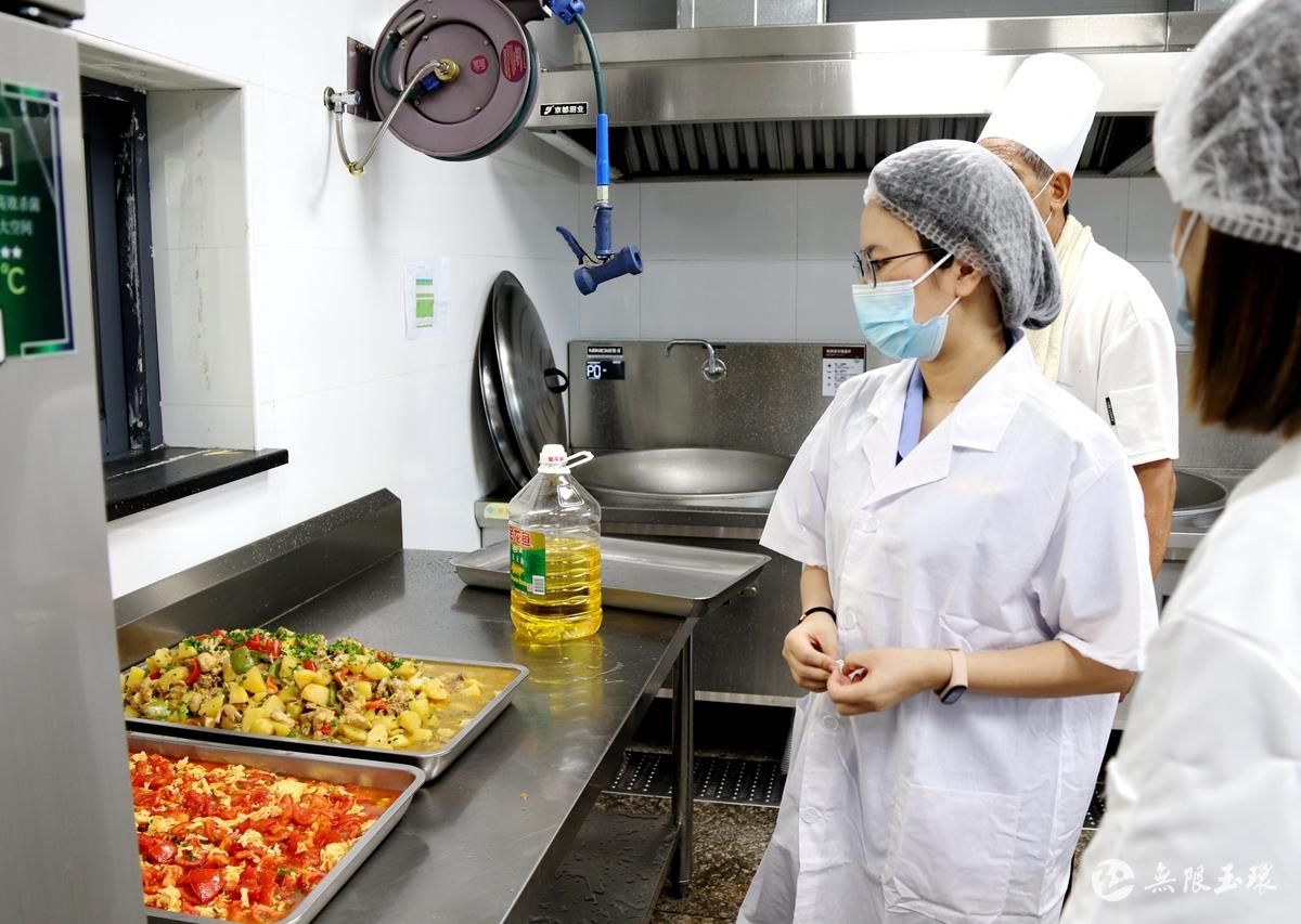 厨房|新学期开学,一起来看看孩子们在学校吃得怎么样?