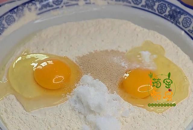 筠宝|早餐这样做，我一顿能吃5个，简单易做，比包子油条好吃多了