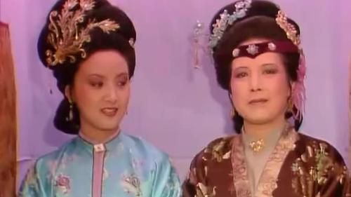 王善保#《红楼梦》中后台最硬的丫头,犯了错王熙凤不敢管,终究自食恶果