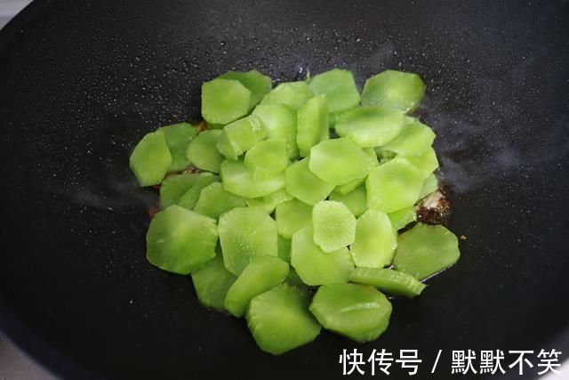 小米椒|它是“推粪机”,隔三差五吃一盘,口臭没了排出宿便,肠道变干净