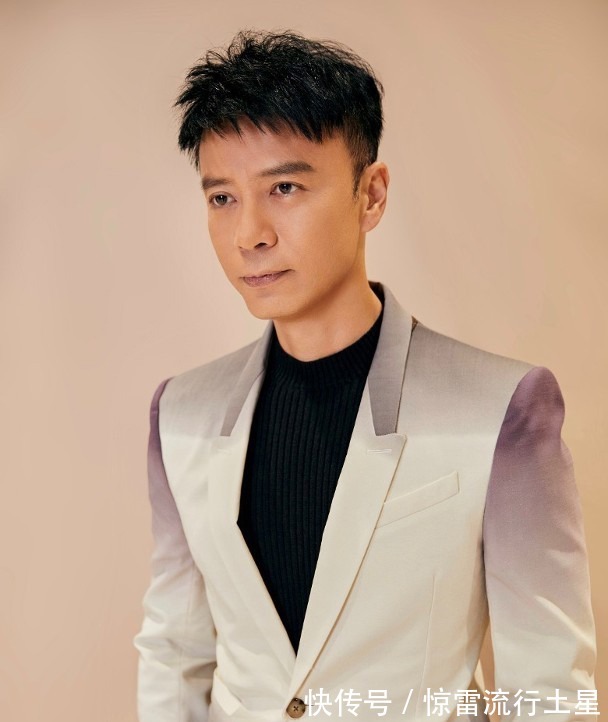 導(dǎo)師|譚詠麟加持，李克勤首任導(dǎo)師即點石成金，為《好聲音》成功造王