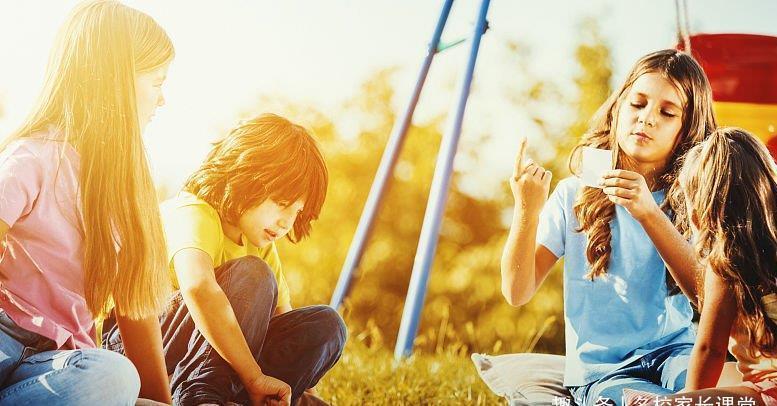 尹建莉|3种情况父母越能“忍”,养出的孩子越优秀,你做到了不?