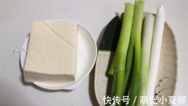 大葱|这两种食材是绝配,一香一鲜,简单一炒,比肉还好吃