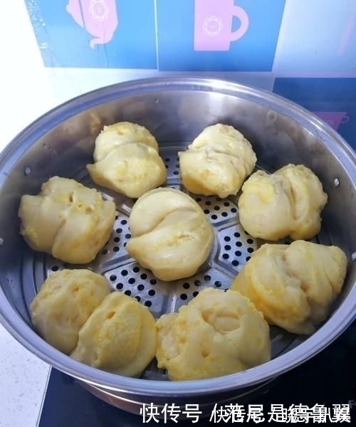 椰蓉酱|面粉这样做,只要一个蒸锅,比馒头松软香甜,吃一次就会喜欢上它