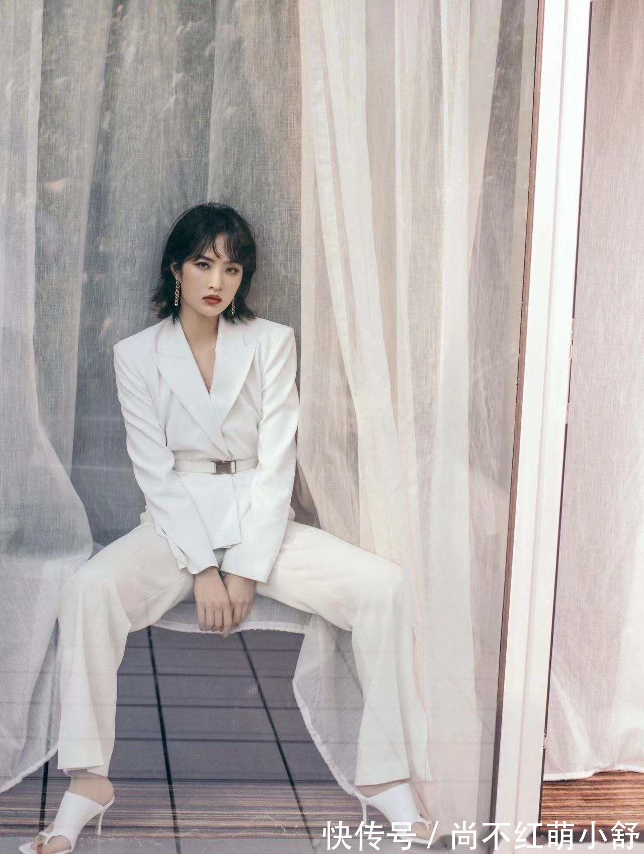 脸型 任正非之女姚安娜的“新发型”真利落,但是量感不太匹配,太显man