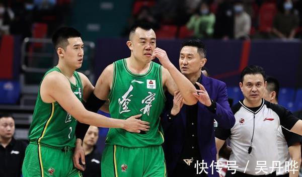 广厦|CBA新格局:辽篮锁定头名,广东冲击三甲,上海第2位置恐将难保