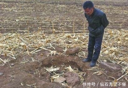  粪土|这个地方 村民视钱为粪土 让小孩把钱当玩具来玩，羡慕啊