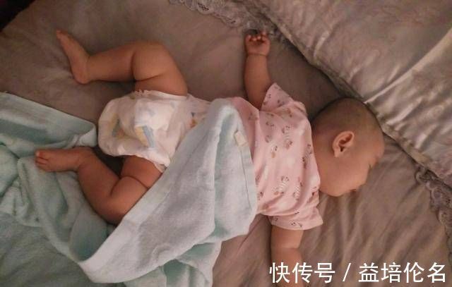 宝宝|“我家宝宝累了才睡”,朋友觉得不对劲,送医检查后妈妈方才后悔