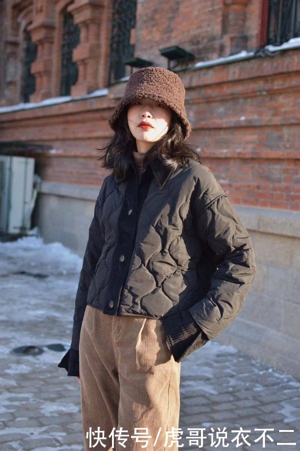 早春必备简约风“森系穿搭”，休闲又清新，基础款也能穿出高级感