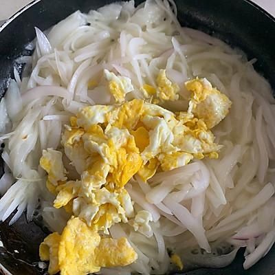 杀菌|这道洋葱炒鸡蛋做起来容易,吃起来上瘾