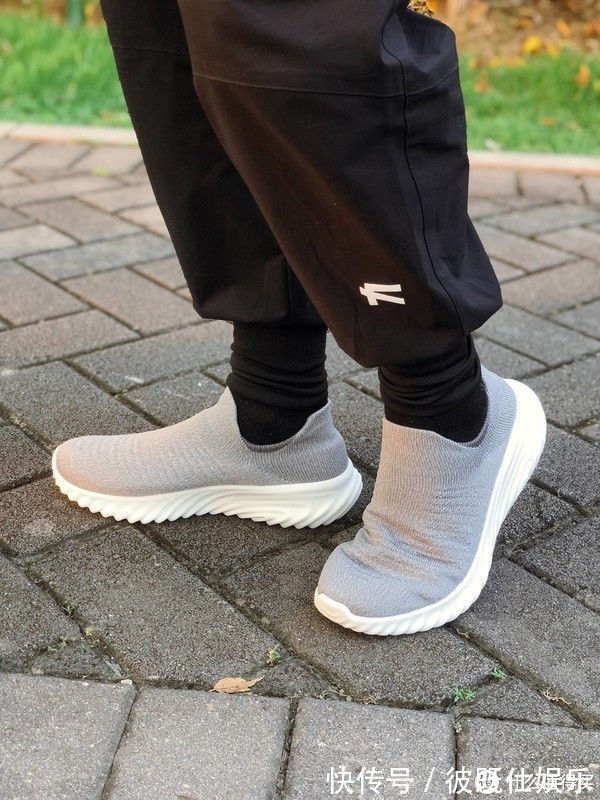 通勤 休闲可走出活力,通勤能行出风采,真有一套