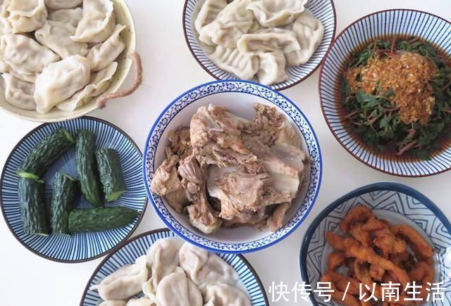 周末小姑子来串门，我准备了几道菜，还包了饺子，老公嫌寒酸