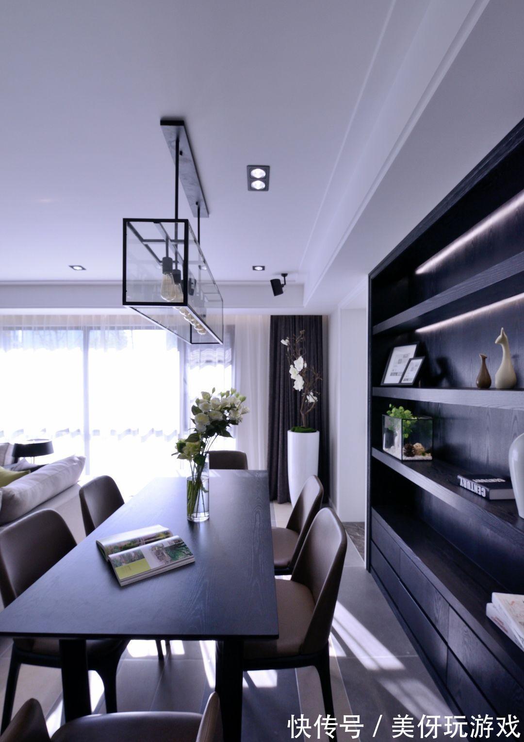 李文伟|将时光碎片收集起来,在光影间,拼凑出让人踏实的安居之所