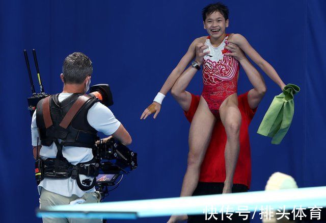 奧運冠軍|趁熱度？吳彤想請14歲全紅嬋上《王牌》，網友：放過奧運冠軍吧