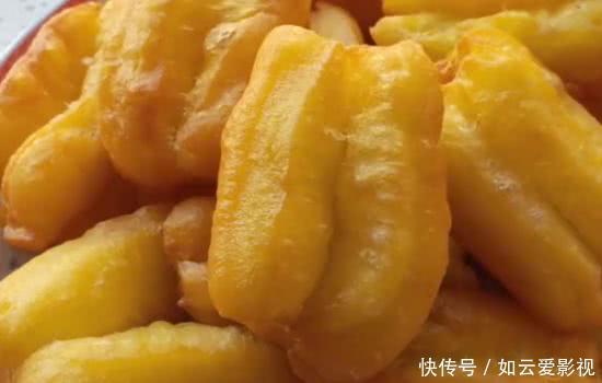 美味|教你一个最简单的油条做法,只添加鸡蛋和酵母,营养美味又健康