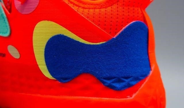 adidas 当之无愧的旗舰款!哈登5代能成为下一款划时代的战靴吗!