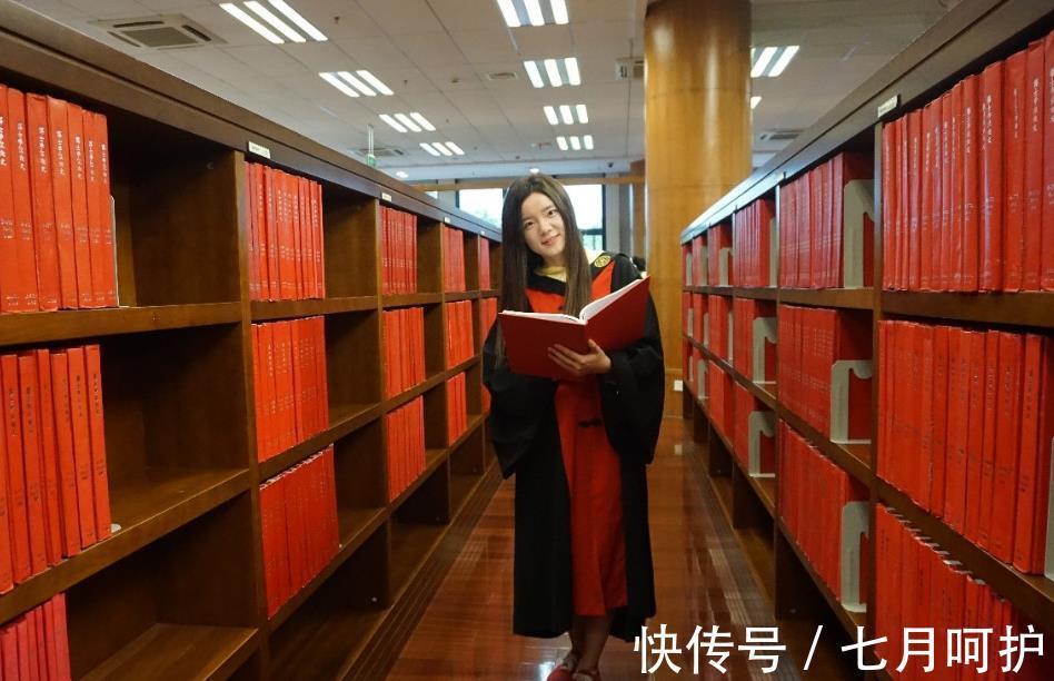 重点大学|高考556分，意外考上名校的学生，如今怎样了？网友：羡慕不来