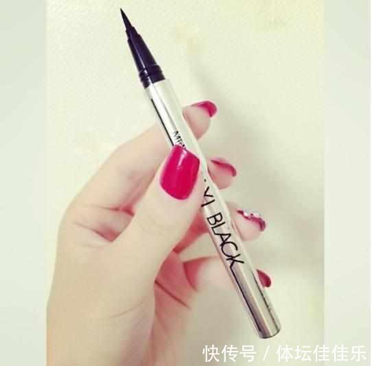 地方|这3个地方有“痣”，是“美人脸”的标志，千万别点掉了