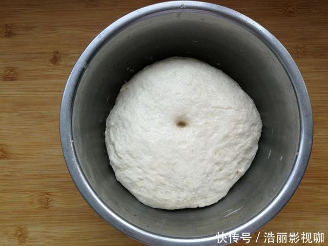 烧饼|想吃烧饼不用买,没有烤箱也能做,煎一煎凉了也不发硬