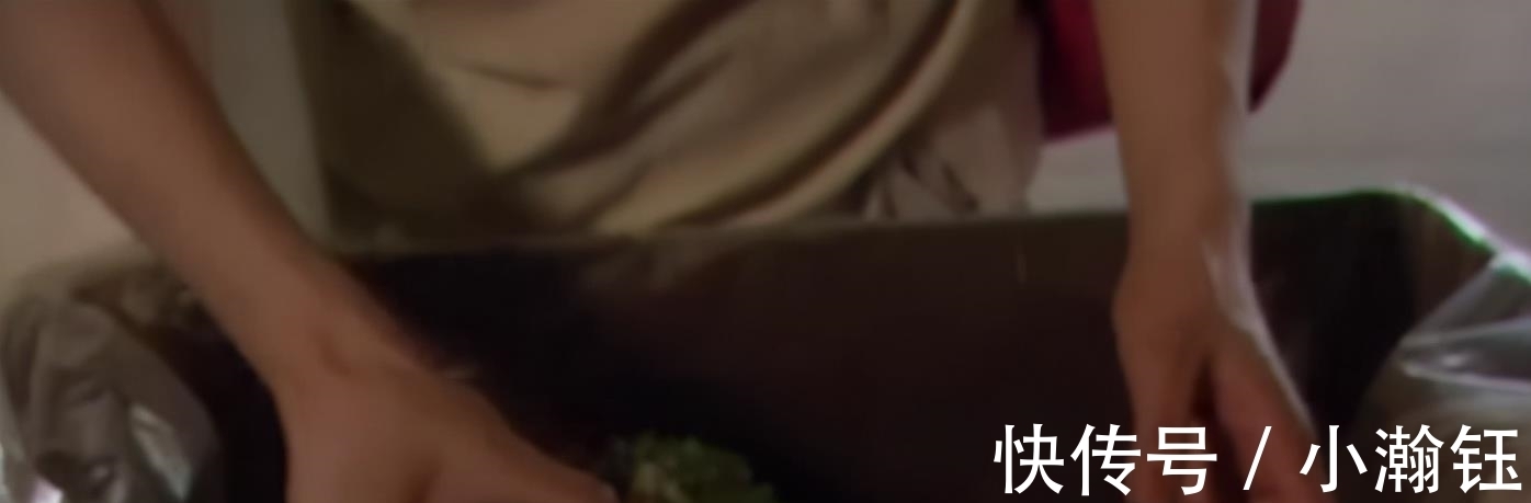 纽约|纽约高收入女子20年不买内衣,厕纸晒干重复用:我要省钱