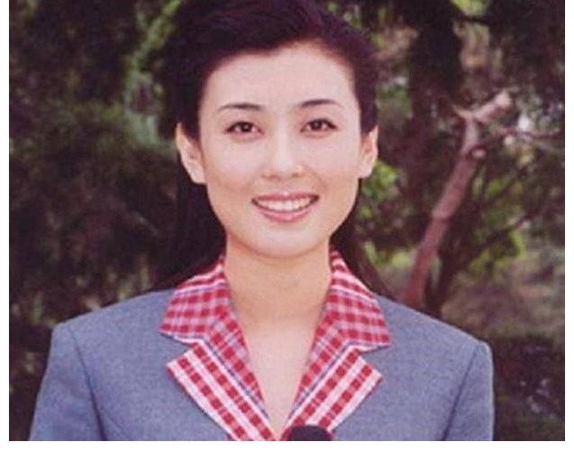 骑自行车|央视最美主持人李红:初中因家境辍学,却因不认命成为励志女神