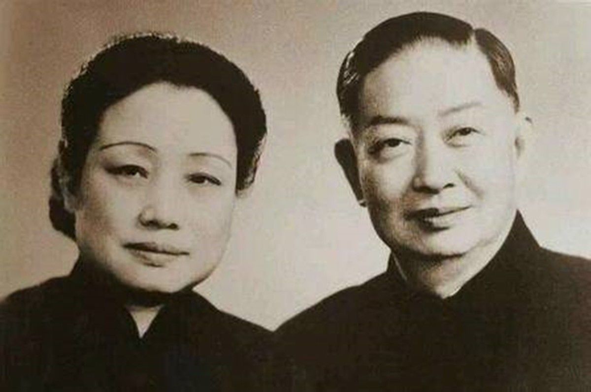 王明华&梅兰芳夫人福芝芳：挤走原配，击退孟小冬，她凭啥成了最后赢家？