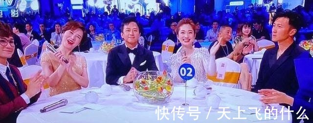 中秋晚会|中秋晚会王耀庆抢镜被吐槽，你是没见当年“偷吃”的于和伟