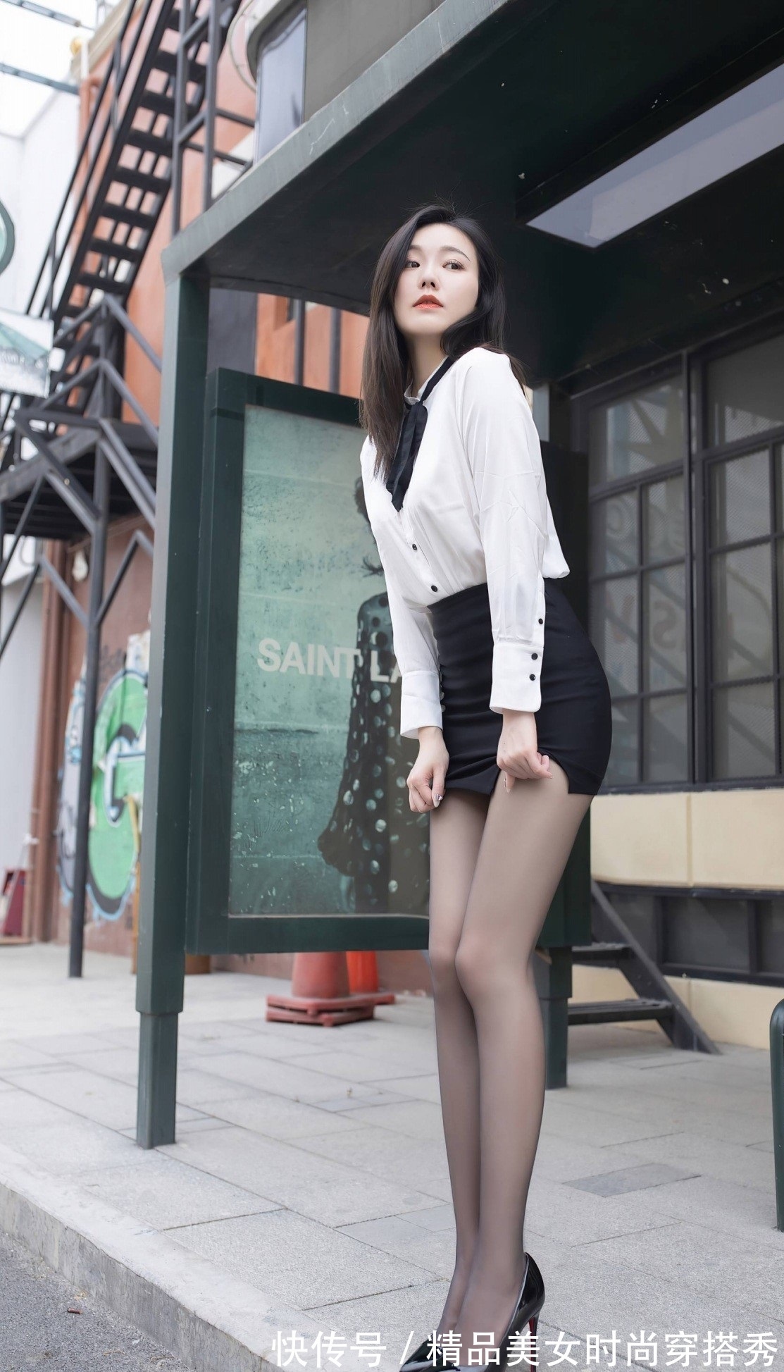 穿搭 白色的衬衫下搭黑色的包臀裙,黑与白的搭配总是那么的经典有型