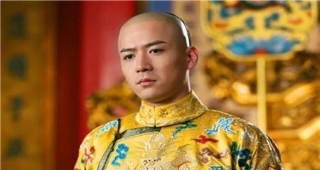 资格|能与皇帝合葬的人,只有皇后才有资格,为何康熙却和52个女人合葬