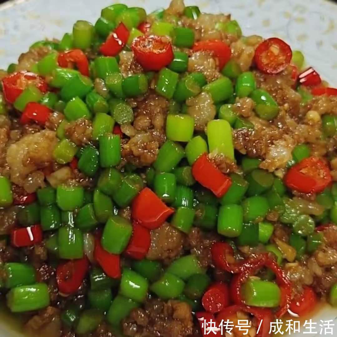 美味|教大家做美味的家常菜，红烧肘子肥而不腻，家人喜欢
