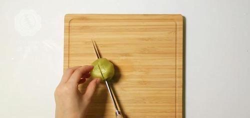 甜品|他50岁看起来像29岁,原因是每天都吃它!淡斑养颜不愧是天然面霜