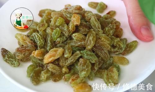 葡萄干直接吃很脏？教你正确做法，脏东西自动跑出来，干净又卫生