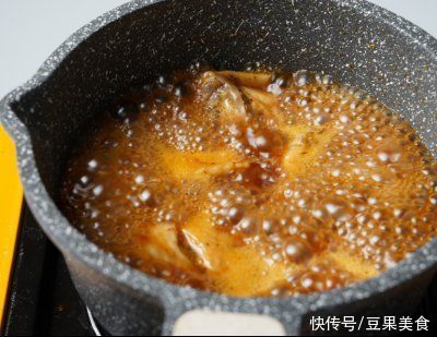 黑椒鸡翅|黑椒鸡翅·高端正宗的黑胡椒的味道,咬出颗粒来